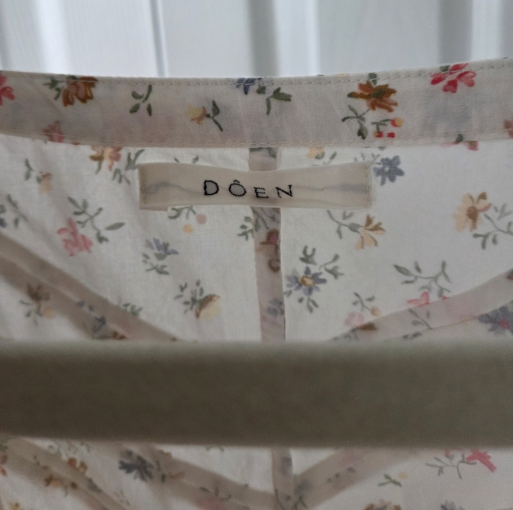 Doen Organic Cotton Dress with Floral Accents